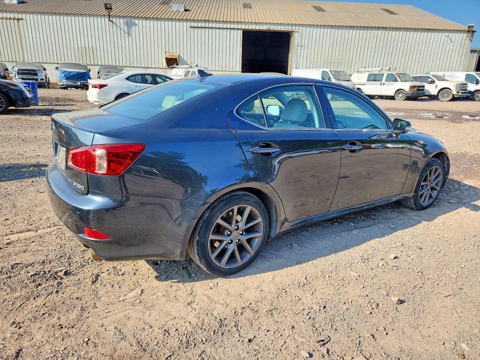 2011 Lexus Is მანქანა იყიდება აუქციონზე, vin: JTHCF5C24B5052726, აუქციონის ნომერი: 59609616