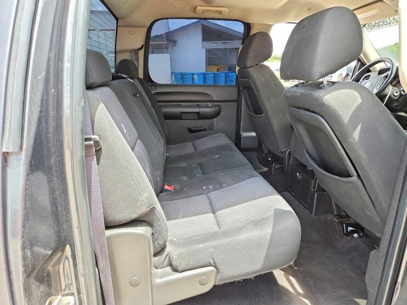 61395646 :رقم المزاد ، 3GCPCSE02BG147333 vin ، 2011 Chevrolet Silverado مزاد بيع
