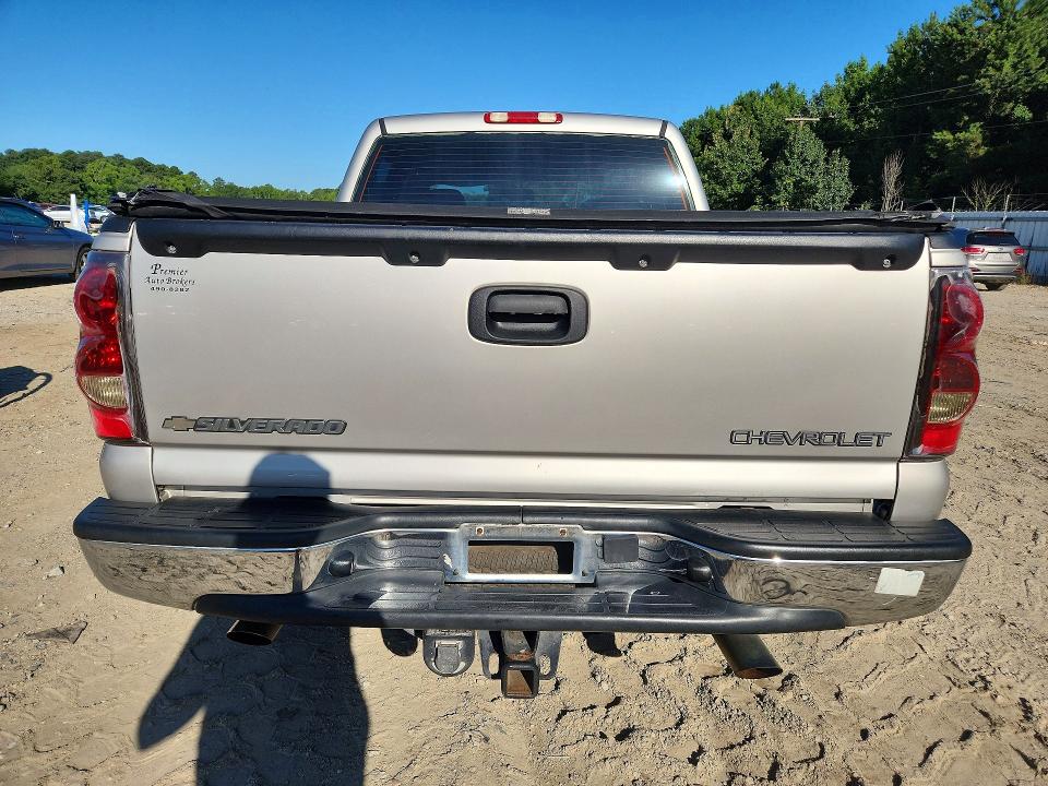 2005 Chevrolet Silverado მანქანა იყიდება აუქციონზე, vin: 2GCEC13T751368681, აუქციონის ნომერი: 60811886