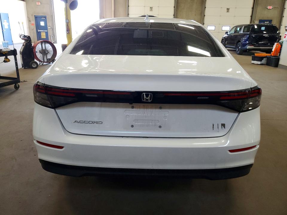 59610086 :رقم المزاد ، 1HGCY1F22RA065235 vin ، 2024 Honda Accord مزاد بيع
