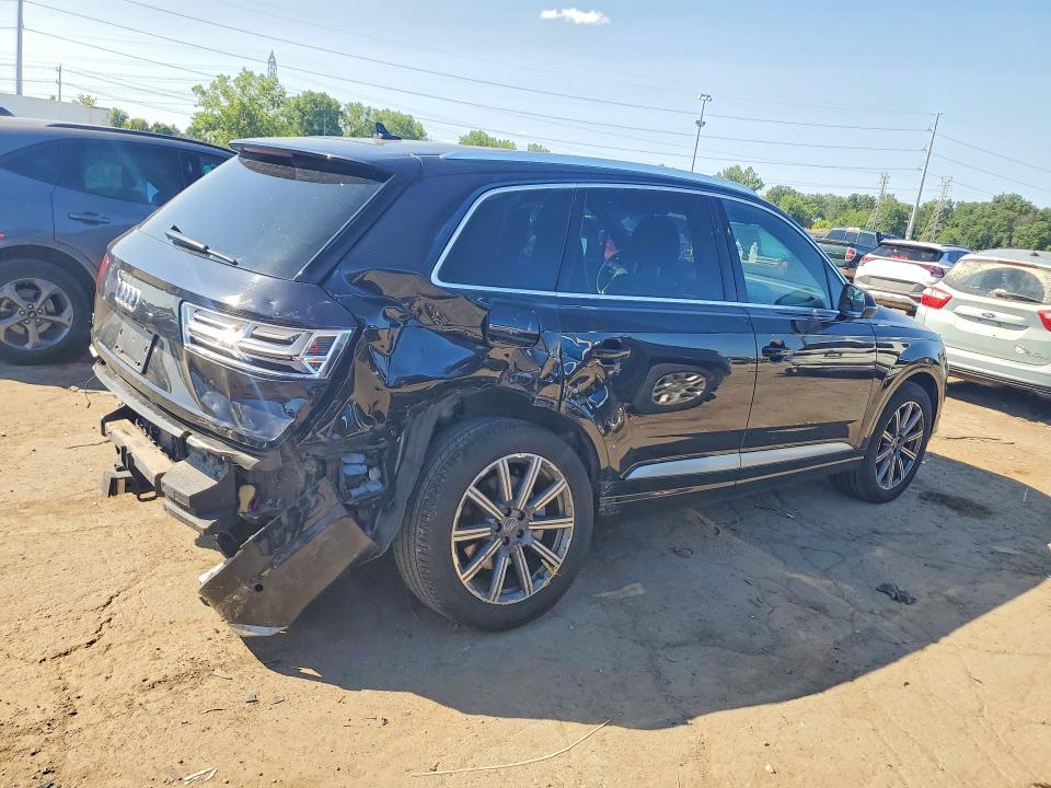 62055356 :رقم المزاد ، WA1LAAF75KD011652 vin ، 2019 Audi Q7 مزاد بيع