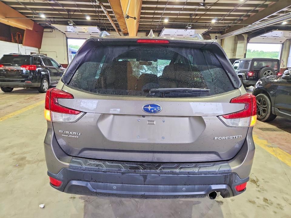 Продажа на аукционе авто 2020 Subaru Forester, vin: JF2SKAUC0LH517142, номер лота: 85972875
