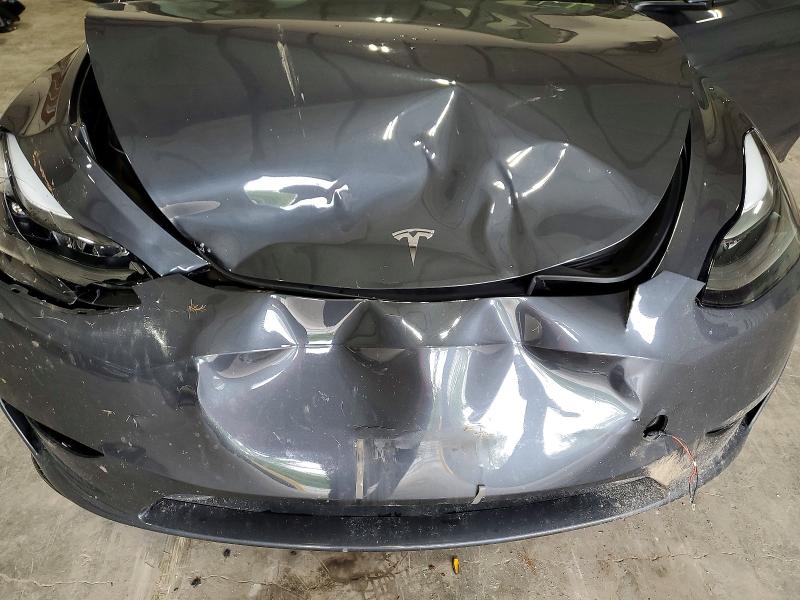 59828046 :رقم المزاد ، 7SAYGDEE2PF838670 vin ، 2023 Tesla Model Y مزاد بيع