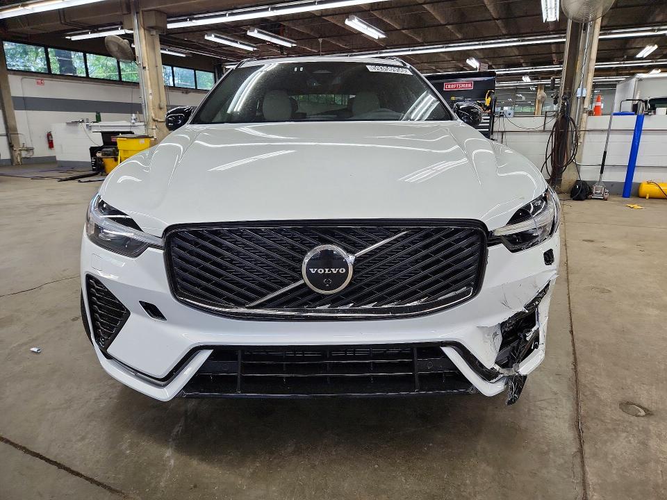 Продаж на аукціоні авто 2026 Volvo Xc60, vin: YV4M12RC7T1464535, номер лоту: 59358956