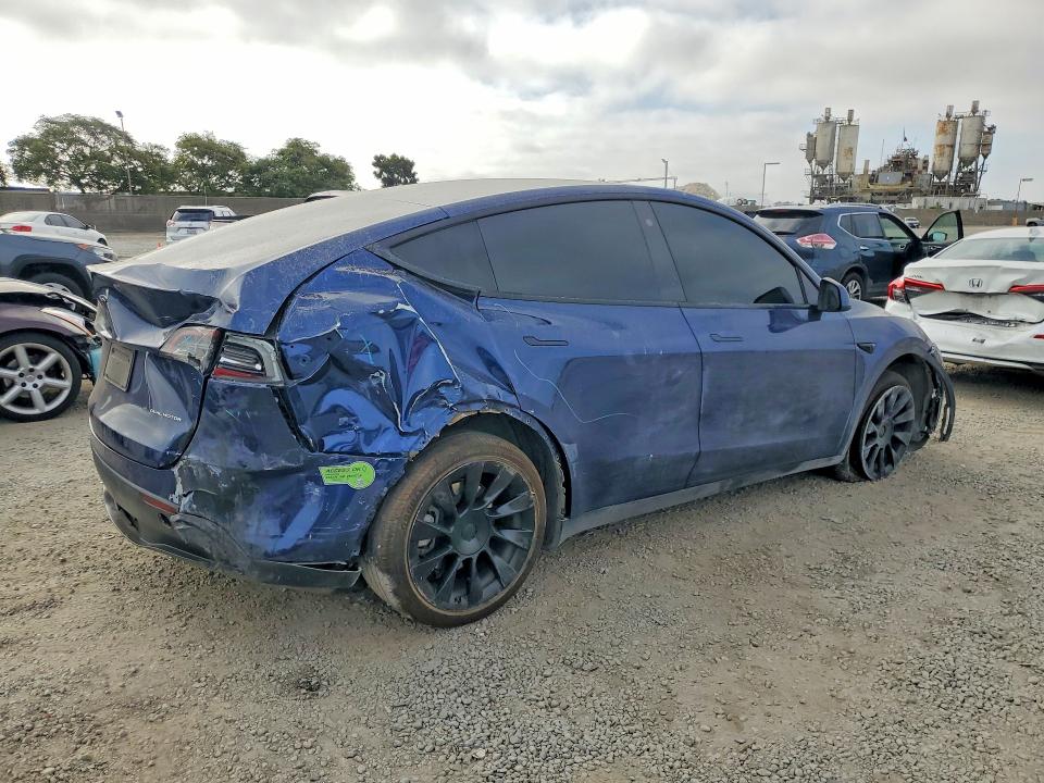 59710376 :رقم المزاد ، 7SAYGDEE5PA104747 vin ، 2023 Tesla Model Y مزاد بيع