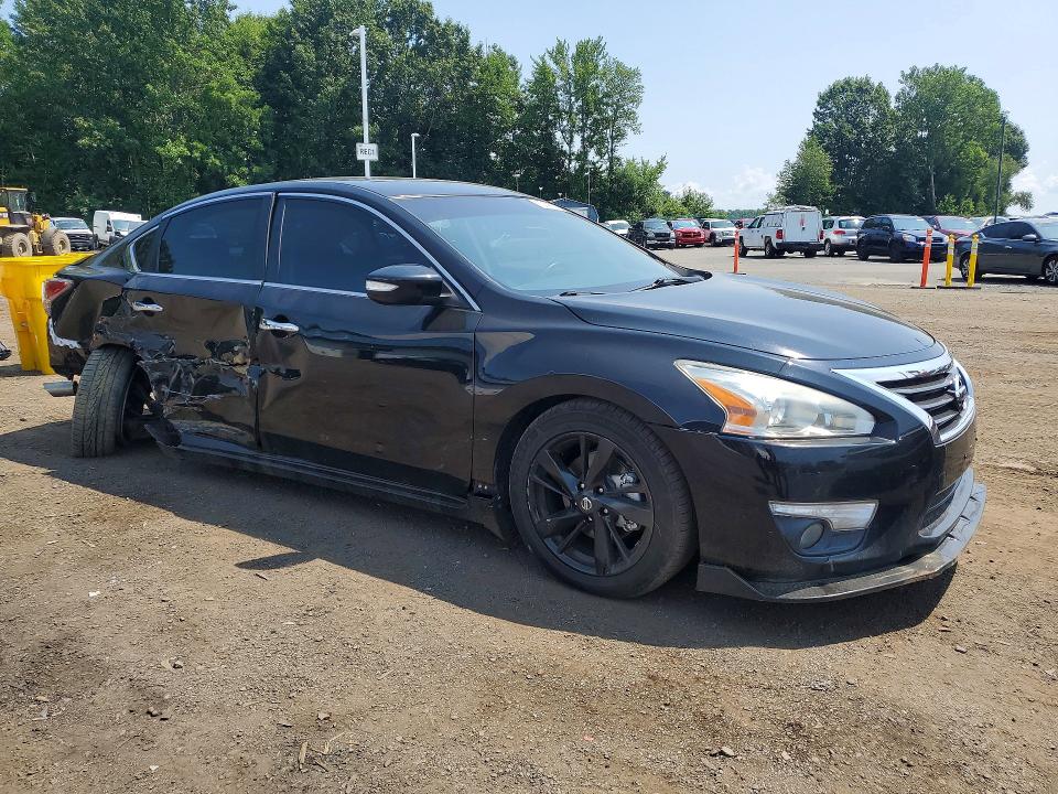 Продажа на аукционе авто 2015 Nissan Altima, vin: 1N4AL3AP3FC198014, номер лота: 62806216
