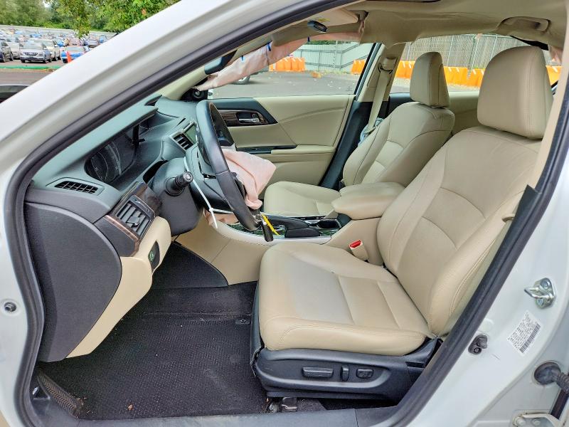 61619716 :رقم المزاد ، 1HGCR2F87GA177503 vin ، 2016 Honda Accord مزاد بيع