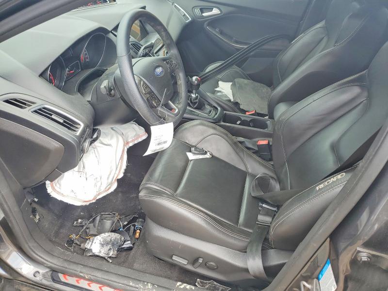 59142336 :رقم المزاد ، 1FADP3L94JL273764 vin ، 2018 Ford Focus مزاد بيع