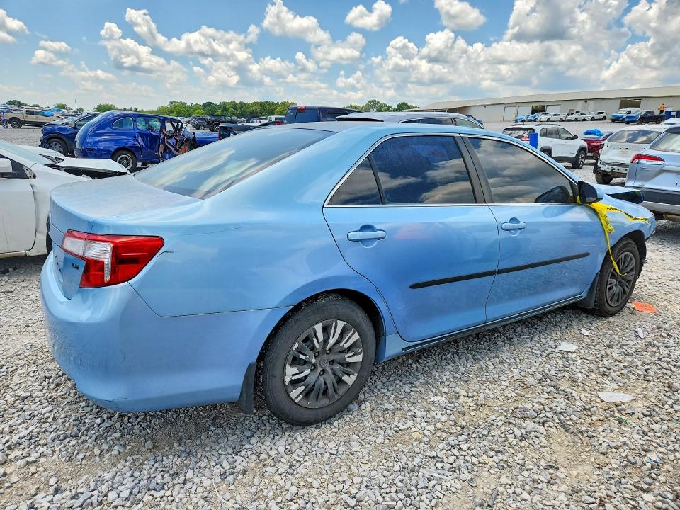 58923886 :رقم المزاد ، 4T4BF1FK7CR194031 vin ، 2012 Toyota Camry مزاد بيع