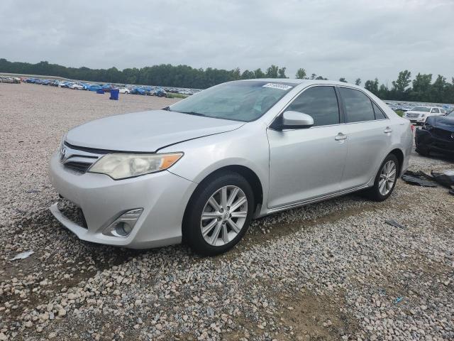 61968606 :رقم المزاد ، 4T1BF1FKXCU147828 vin ، 2012 Toyota Camry مزاد بيع