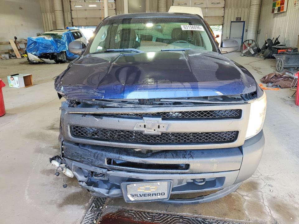 Продажа на аукционе авто 2011 Chevrolet Silverado, vin: 1GCNKPEA4BZ462425, номер лота: 63156096