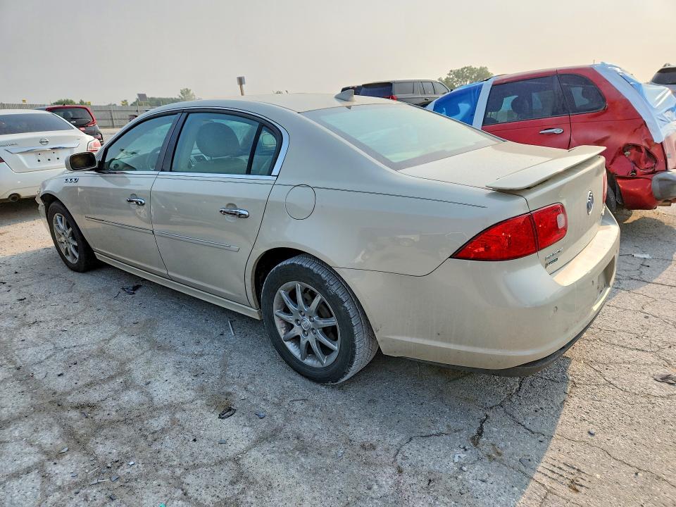 62322846 :رقم المزاد ، 1G4HC5EM1BU145929 vin ، 2011 Buick Lucerne مزاد بيع