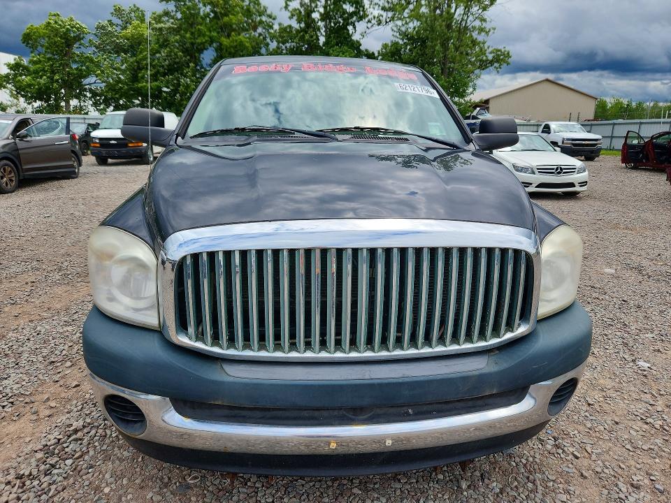 62121796 :رقم المزاد ، 1D7HU18278J184982 vin ، 2008 Dodge Ram 1500 مزاد بيع