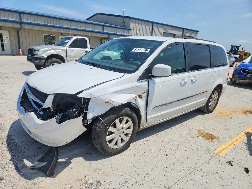 2015 Chrysler Town & Country მანქანა იყიდება აუქციონზე, vin: 2C4RC1BG1FR637203, აუქციონის ნომერი: 61871676
