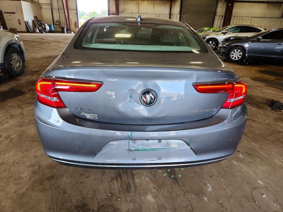 60999576 :رقم المزاد ، 1G4ZR5SZ8JU147016 vin ، 2018 Buick Lacrosse مزاد بيع