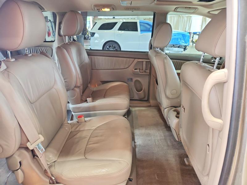 82114405 :رقم المزاد ، 5TDZK22C89S227225 vin ، 2009 Toyota Sienna مزاد بيع