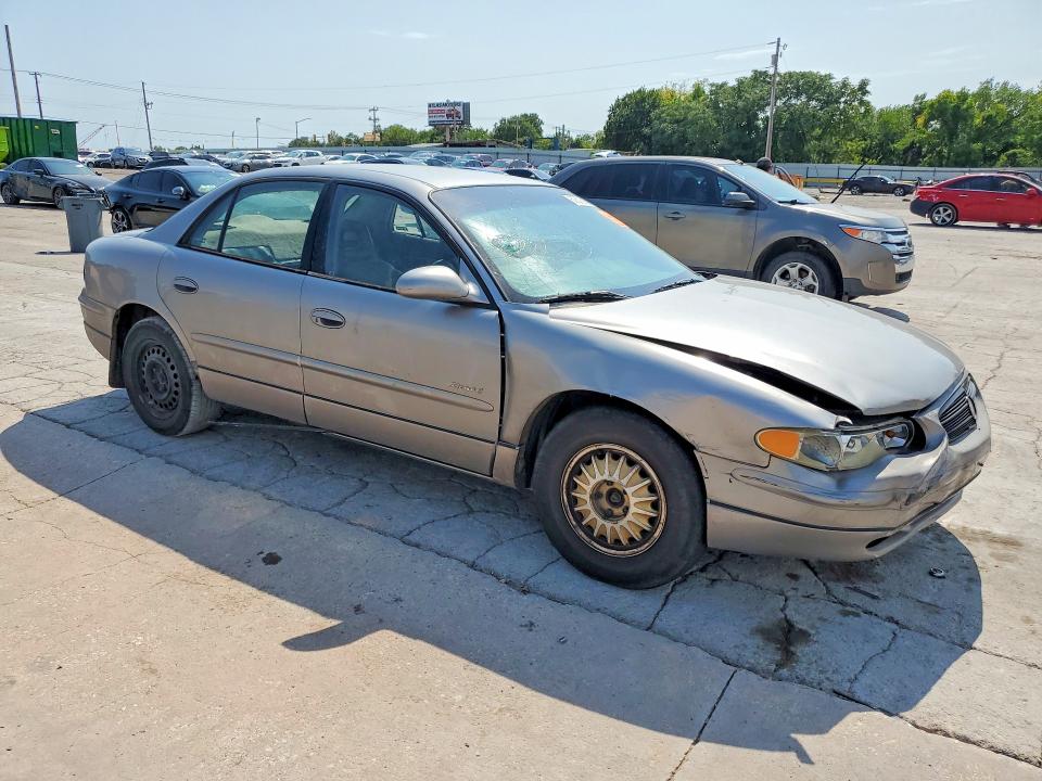 60608656 :رقم المزاد ، 2G4WF521XX1427370 vin ، 1999 Buick Regal مزاد بيع