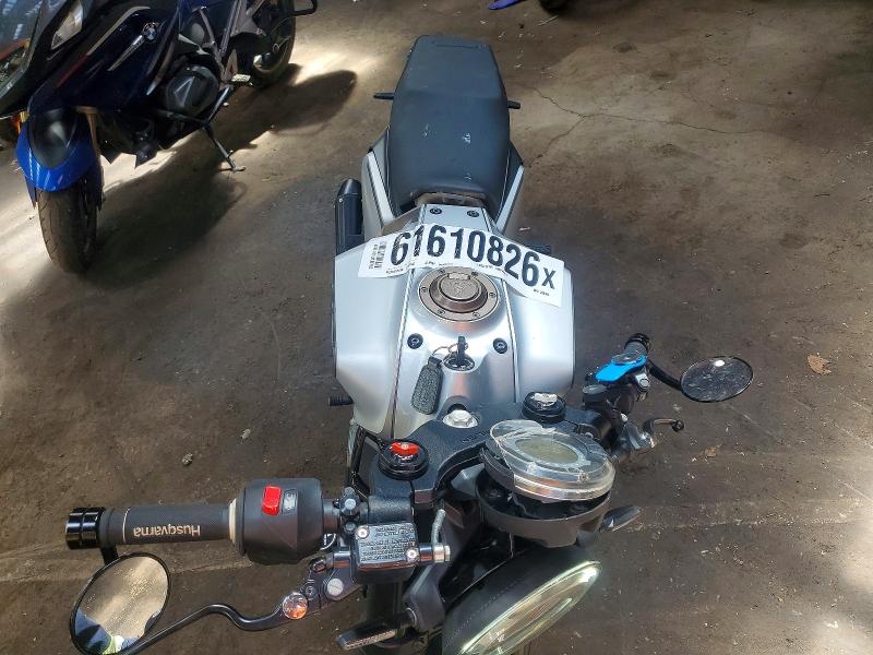 Продажа на аукционе авто 2021 Husqvarna Vitpilen 401/svartpilen 401, vin: MD2JUJ408MC280404, номер лота: 61610826