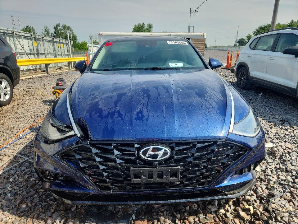 2020 Hyundai Sonata მანქანა იყიდება აუქციონზე, vin: 5NPEH4J25LH042841, აუქციონის ნომერი: 60242866