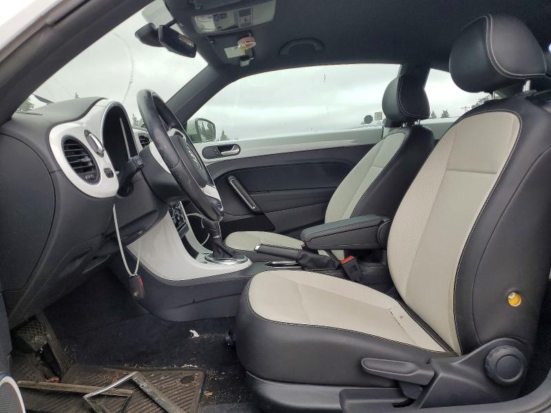 59921926 :رقم المزاد ، 3VWJ17AT6HM606671 vin ، 2017 Volkswagen Beetle مزاد بيع