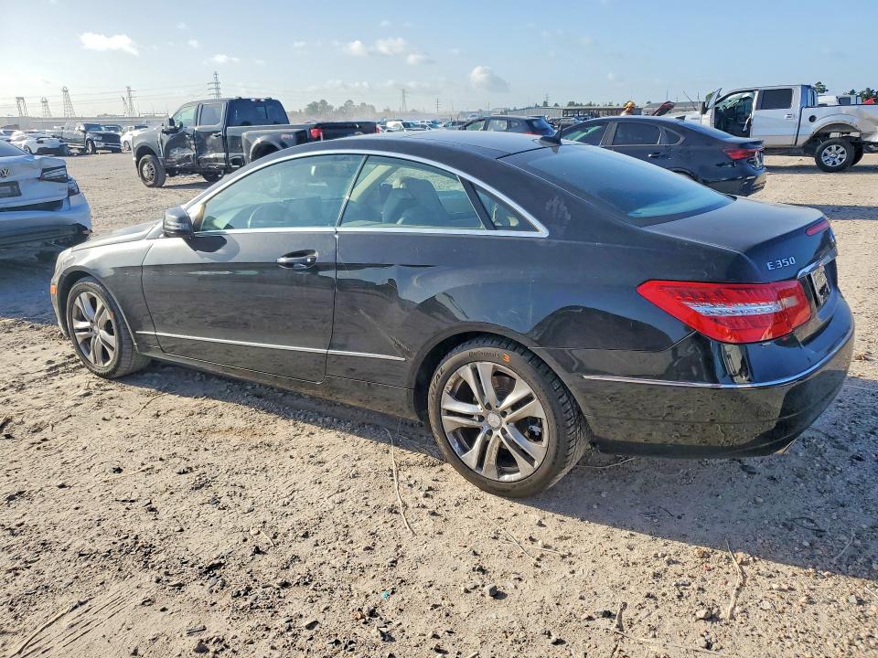 62984386 :رقم المزاد ، WDDKJ5GB4AF040077 vin ، 2010 Mercedes-benz E مزاد بيع
