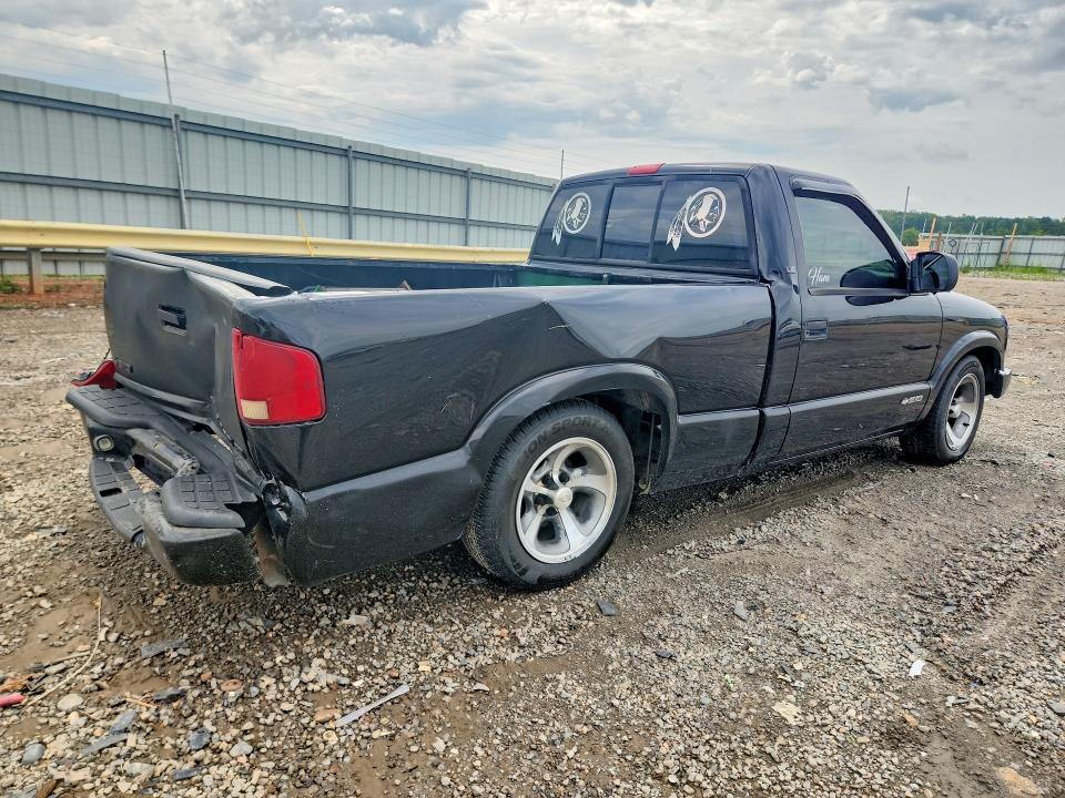 61909746 :رقم المزاد ، 1GCCS14H438123321 vin ، 2003 Chevrolet S Truck مزاد بيع