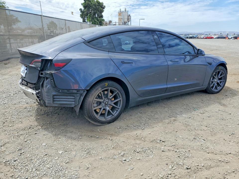 2022 Tesla Model 3 მანქანა იყიდება აუქციონზე, vin: 5YJ3E1EA7NF195173, აუქციონის ნომერი: 60094576
