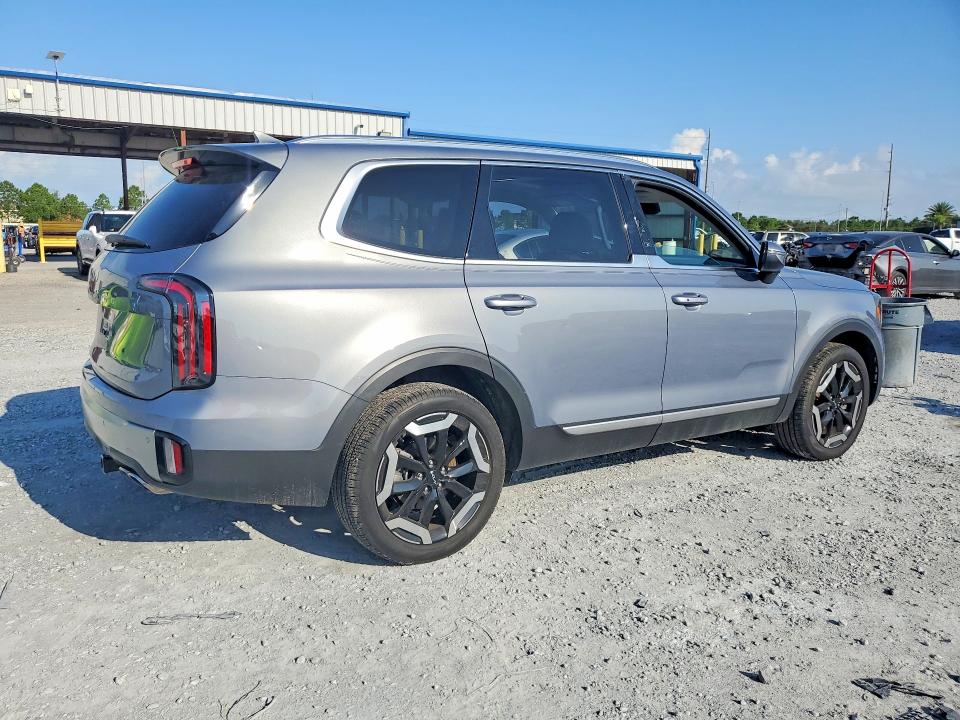 60137076 :رقم المزاد ، 5XYP34GC9PG328986 vin ، 2023 Kia Telluride مزاد بيع