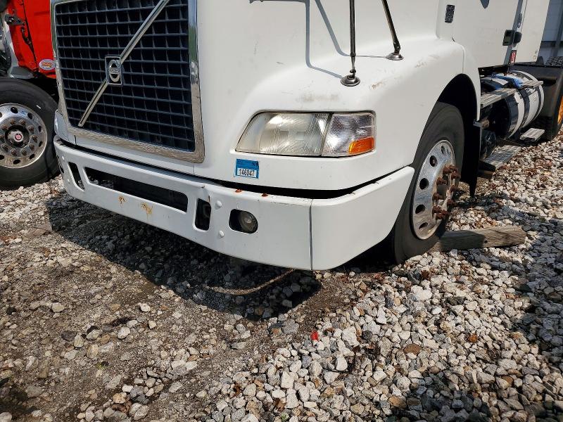 2014 Volvo Vn მანქანა იყიდება აუქციონზე, vin: 4V4M19EG9EN170154, აუქციონის ნომერი: 61046836