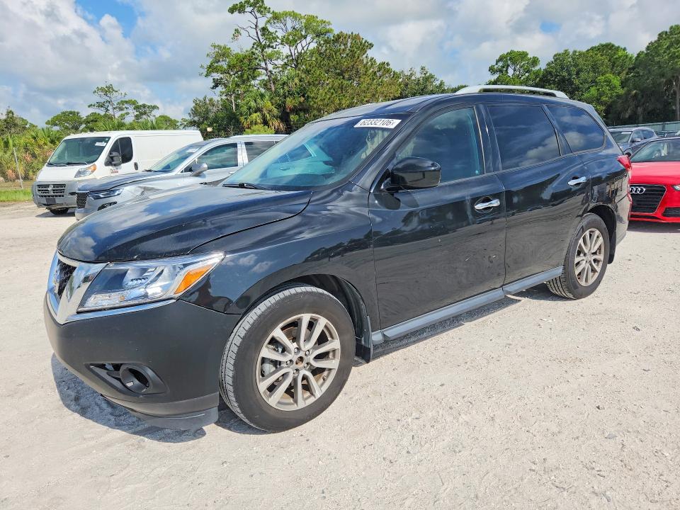 62332106 :رقم المزاد ، 5N1AR2MN2FC686976 vin ، 2015 Nissan Pathfinder مزاد بيع