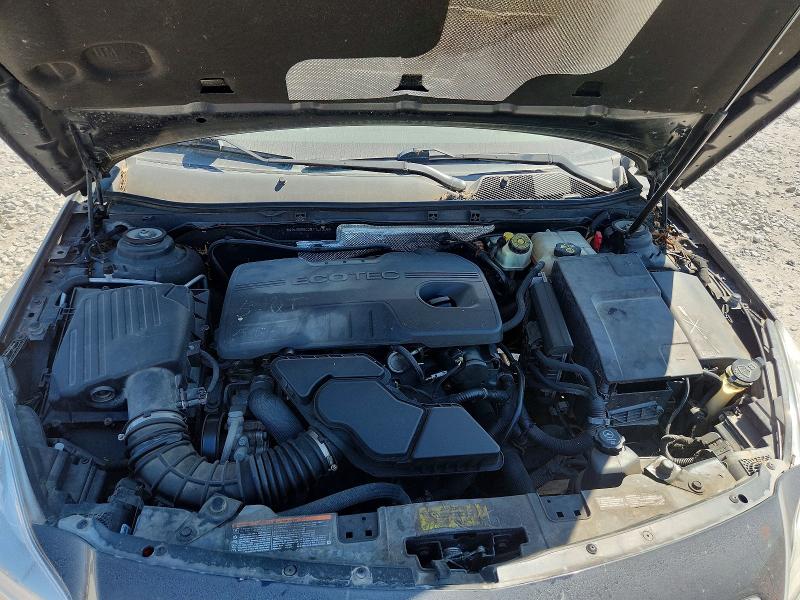 60800666 :رقم المزاد ، W04GN5EC2B1143345 vin ، 2011 Buick Regal مزاد بيع