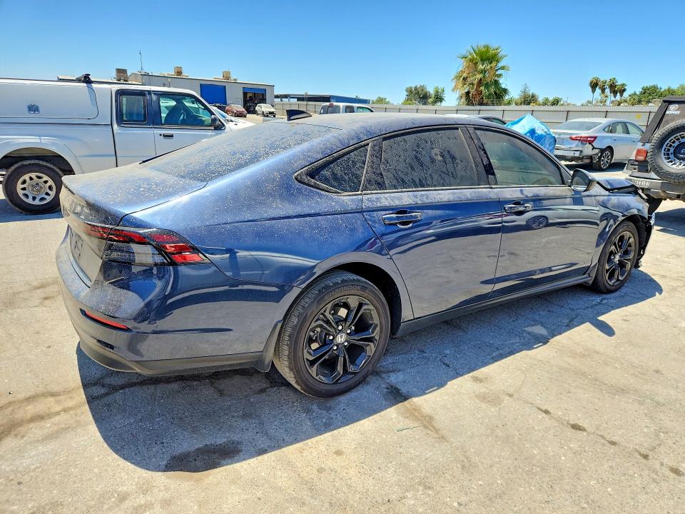 62335256 :رقم المزاد ، 1HGCY1F43SA028380 vin ، 2025 Honda Accord مزاد بيع