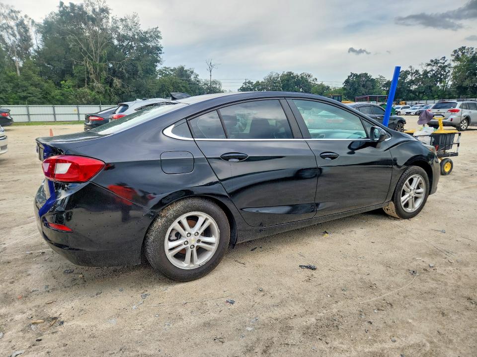 Продажа на аукционе авто 2018 Chevrolet Cruze, vin: 1G1BE5SMXJ7247258, номер лота: 61699116