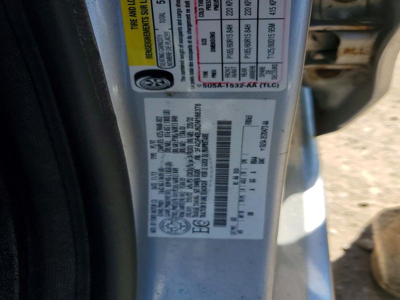 2013 Ford Fiesta მანქანა იყიდება აუქციონზე, vin: 3FADP4BJ6DM166378, აუქციონის ნომერი: 55595686