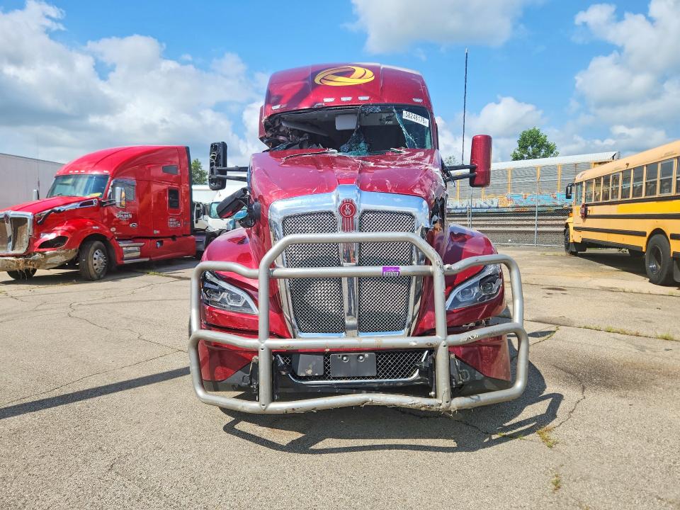 Продажа на аукционе авто 2027 Kenworth Construction, vin: 1XKYD49X9VJ238627, номер лота: 58248176