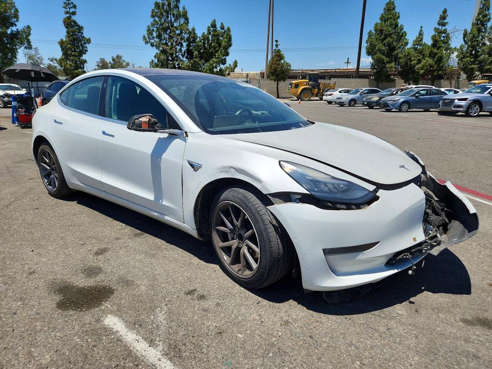2018 Tesla Model 3 მანქანა იყიდება აუქციონზე, vin: 5YJ3E1EA1JF162101, აუქციონის ნომერი: 60524326