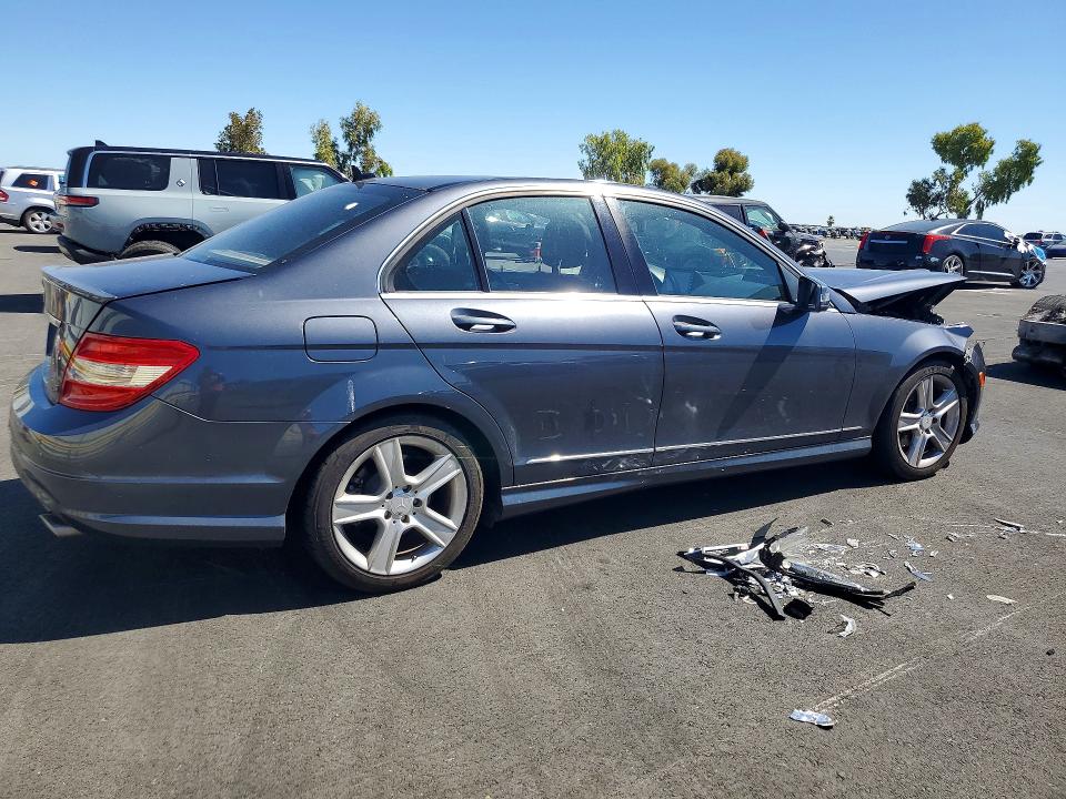 60831926 :رقم المزاد ، WDDGF5EB5BR169987 vin ، 2011 Mercedes-benz C مزاد بيع