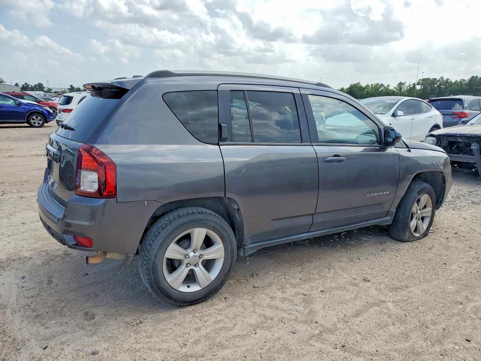 62507536 :رقم المزاد ، 1C4NJCBA8GD546736 vin ، 2016 Jeep Compass مزاد بيع