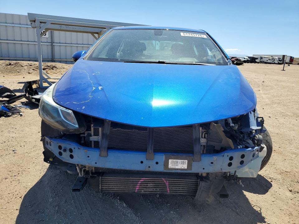 61745726 :رقم المزاد ، 1G1BE5SM9J7222769 vin ، 2018 Chevrolet Cruze مزاد بيع