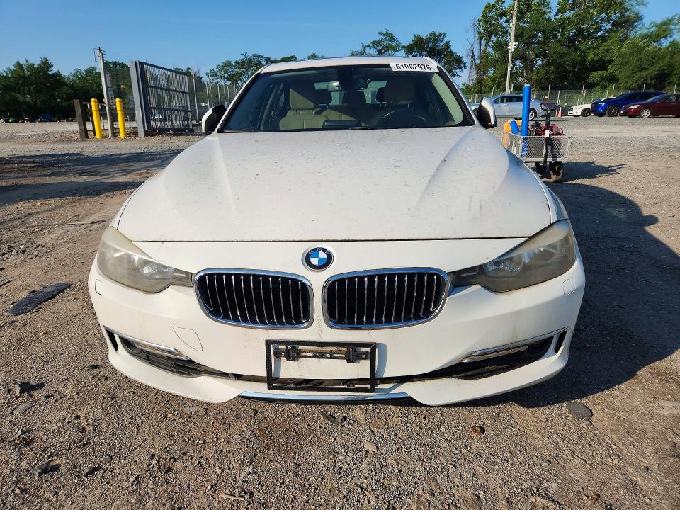 61082976 :رقم المزاد ، WBA3B3C54DF533016 vin ، 2013 Bmw 328 مزاد بيع