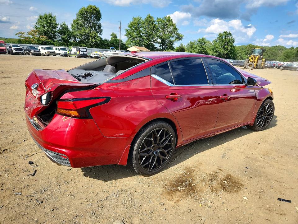 63308796 :رقم المزاد ، 1N4BL4CV7MN383660 vin ، 2021 Nissan Altima مزاد بيع