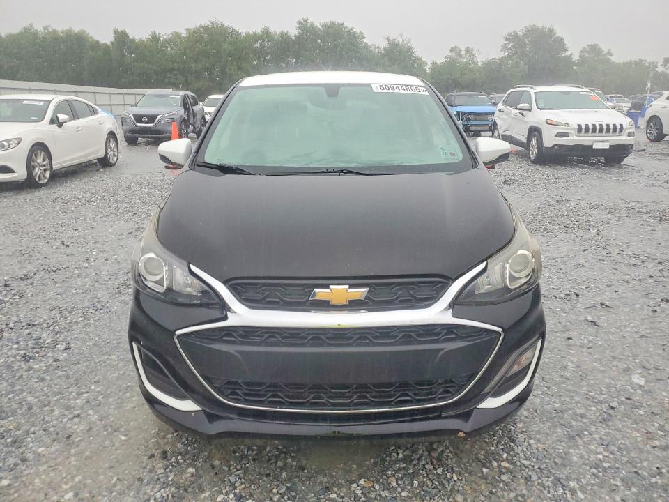 60944866 :رقم المزاد ، KL8CD6SA0MC221587 vin ، 2021 Chevrolet Spark مزاد بيع