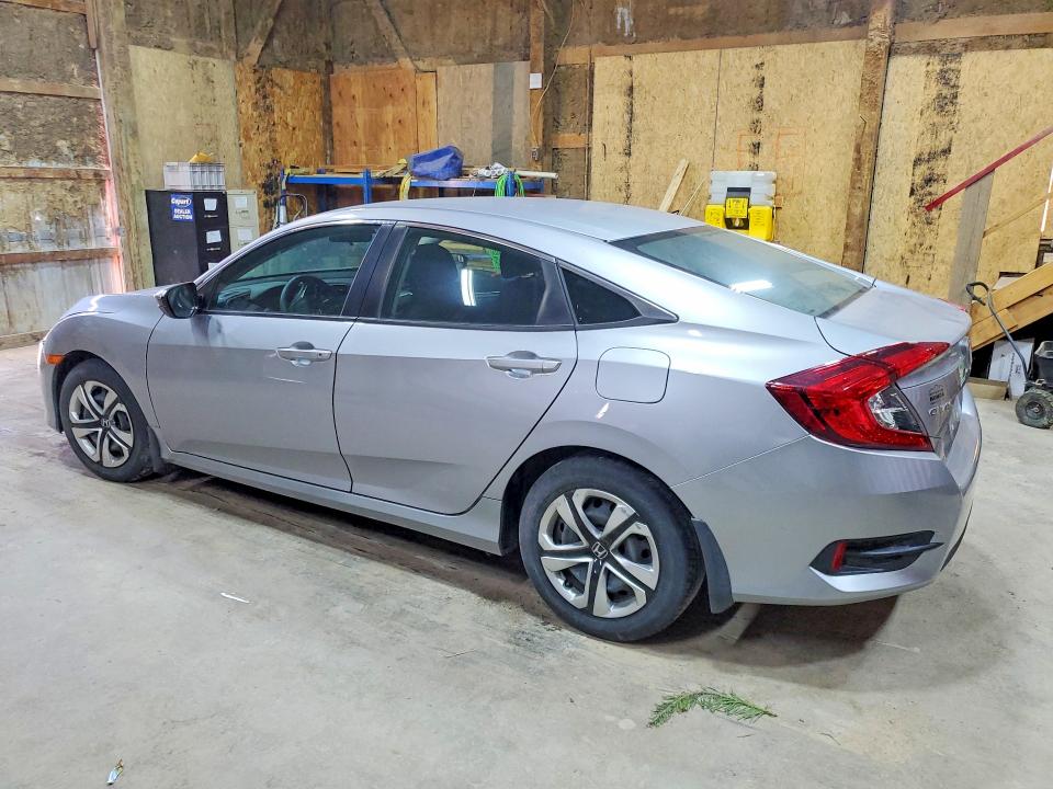 Продаж на аукціоні авто 2018 Honda Civic, vin: 2HGFC2F53JH521700, номер лоту: 62681796