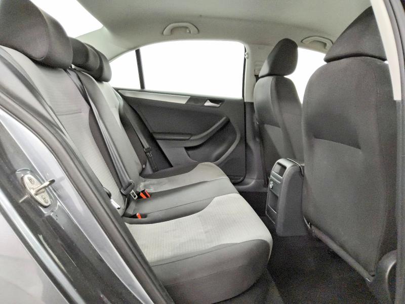 2017 Volkswagen Jetta მანქანა იყიდება აუქციონზე, vin: 3VW2B7AJ5HM330502, აუქციონის ნომერი: 60778666