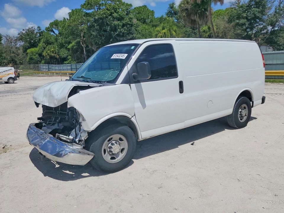 61543246 :رقم المزاد ، 1GCWGFCAXE1141253 vin ، 2014 Chevrolet Express G2500 مزاد بيع