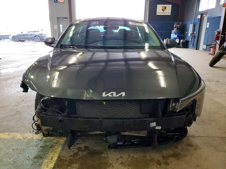 2025 Kia K4 მანქანა იყიდება აუქციონზე, vin: 3KPFT4DE8SE099241, აუქციონის ნომერი: 60168866