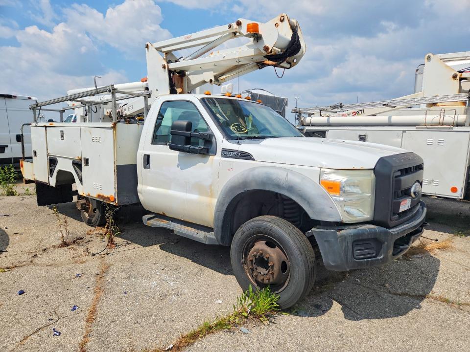 2011 Ford F450 მანქანა იყიდება აუქციონზე, vin: 1FDUF4GY2BEA95584, აუქციონის ნომერი: 60405336
