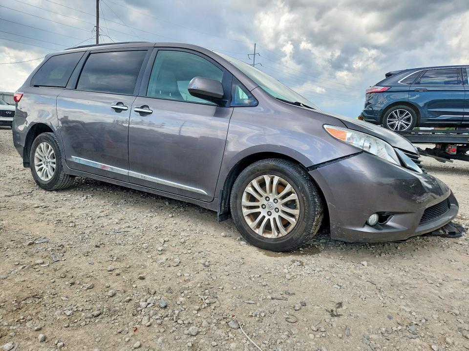 2016 Toyota Sienna მანქანა იყიდება აუქციონზე, vin: 5TDYK3DC7GS735505, აუქციონის ნომერი: 59144156