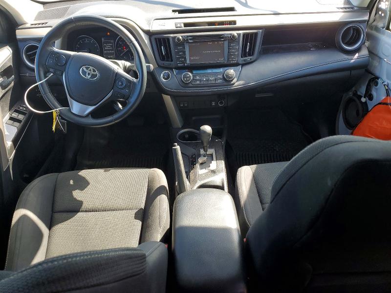 61606006 :رقم المزاد ، 2T3RFREV3JW697420 vin ، 2018 Toyota Rav4 مزاد بيع
