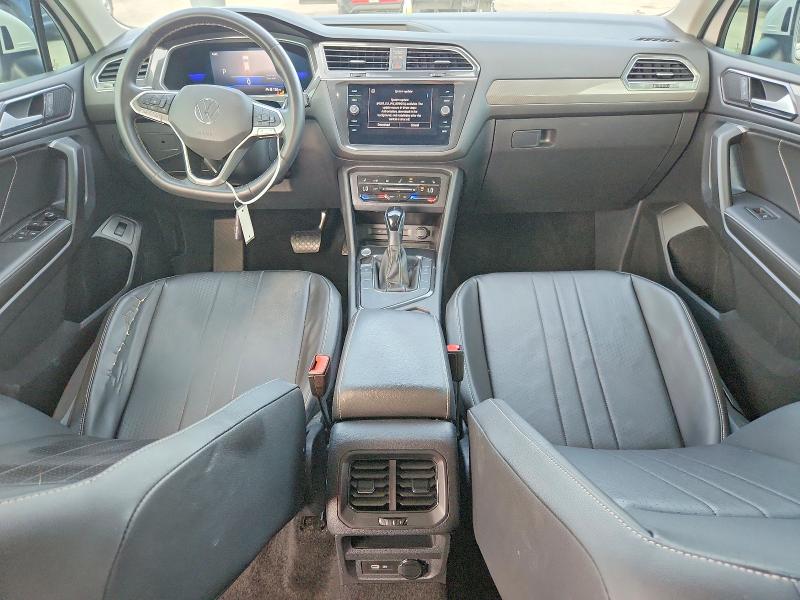 60447966 :رقم المزاد ، 3VV3B7AX1NM037379 vin ، 2022 Volkswagen Tiguan مزاد بيع